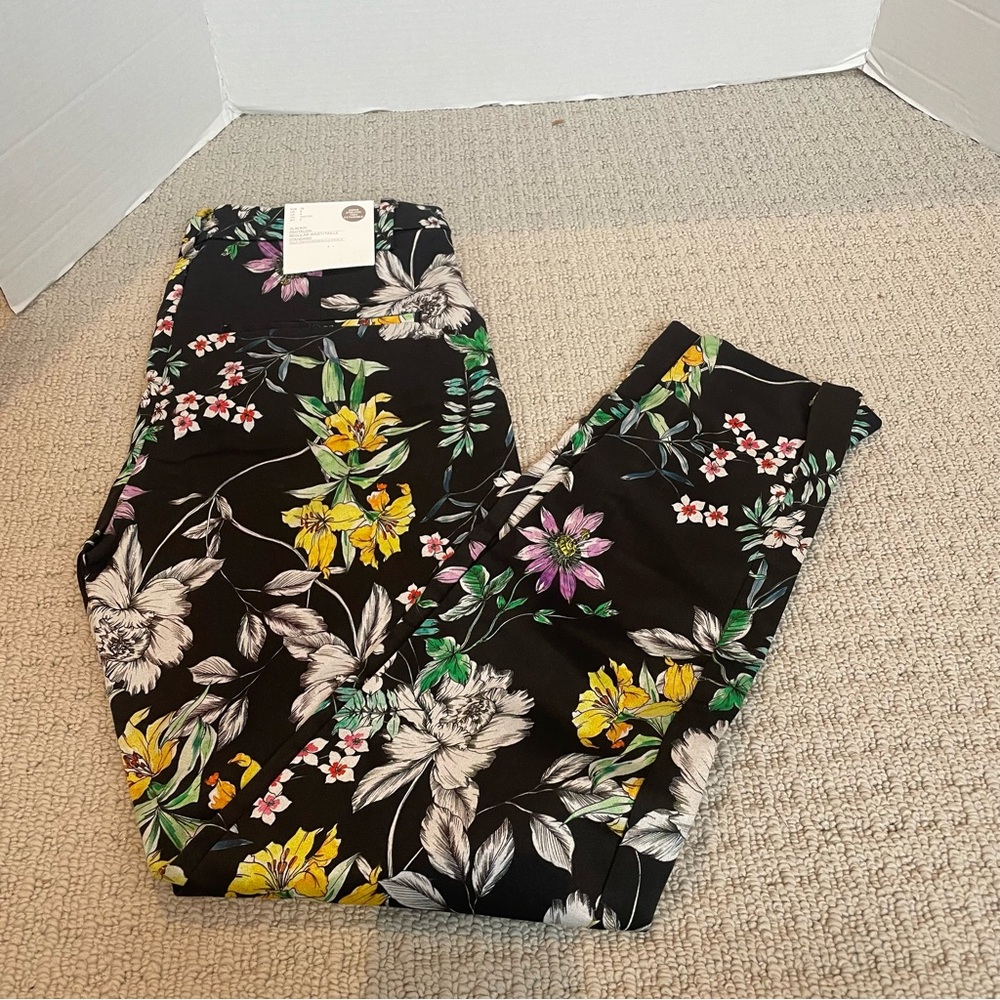 New H&M women’s floral side zip pants